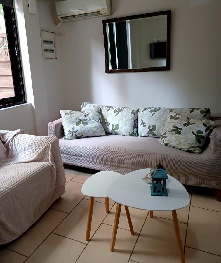 Varkiza Seaside Apts Εξωτερικό φωτογραφία